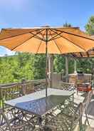 Primary image Peaceful Pisgah Mountain Getaway w/ Hot Tub!