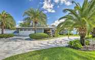 Lainnya 5 Luxe Cape Coral Escape w/ Pool: 4 Mi to Beach