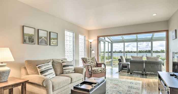 Others Ideally Located San Francisco Bay Home w/ Sunroom!