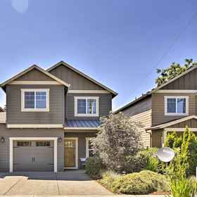 Primary image1波特蘭家庭度假屋附私人熱水浴缸距市中心 9 英里,布拉甘萨茶飯店