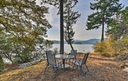 Others 5 Waterfront Olympia Home w/ Private Beach & Kayaks!