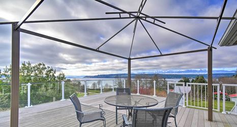 Others 2 Breathtaking Port Ludlow Home w/ Deck & Yard