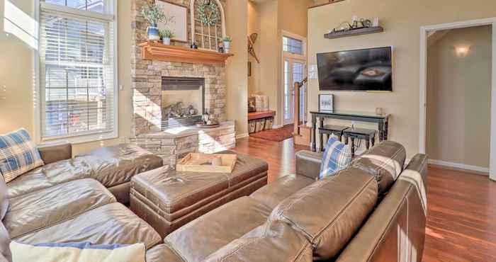 Others Big Boulder Mountain Townhome w/ Lake Club Access!