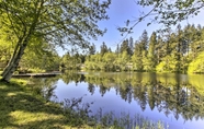 อื่นๆ 7 Quiet Lakefront Olympia Home W/dock on Â½ Acre