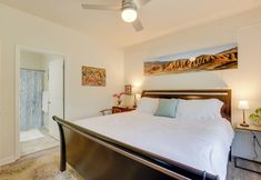 기타 5 Bright Bend Home w/ Patio < 3 Mi to Downtown!