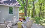 Others 4 Updated Home w/ Deck: 2 Mi to Sister Bay Beach!