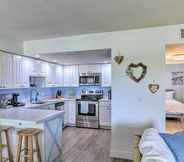 Others 5 Gorgeous Fort Pierce Condo: Steps to Water!