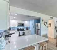 Others 2 Gorgeous Fort Pierce Condo: Steps to Water!