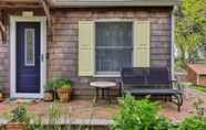 อื่นๆ 6 Cute East Hampton Cottage w/ Patio - Walk to Beach