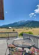 Imej utama Spacious Buena Vista Home w/ Fire Pit Near Skiing!