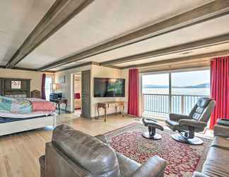 Others 2 Stunning CA Getaway on the Shores of Clear Lake!