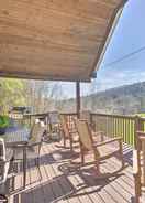 Imej utama Asheville Retreat w/ Game Room & Mountain Views!