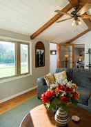 Imej utama Charming Home w/ Patio Near Otter Tail River!