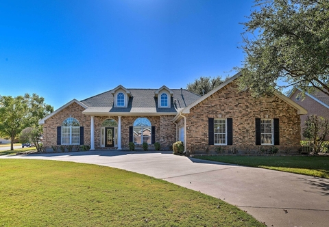 Others Abilene Home w/ Backyard & Grill: Walk to ACU