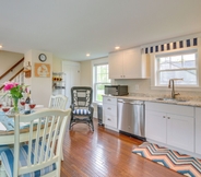 Others 6 Rockland Home w/ Deck 5 Mins to Historic Downtown!