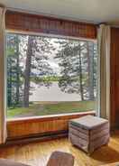 Imej utama Cozy Echo Lake Cabin Near Snowmobiling Trail!