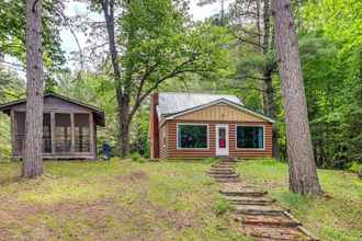 Lain-lain 4 Cozy Echo Lake Cabin Near Snowmobiling Trail!