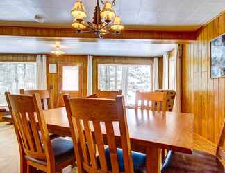 Lain-lain 2 Cozy Echo Lake Cabin Near Snowmobiling Trail!