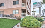 Others 6 Cozy Condo w/ Balcony & Ocean View: Walk to Beach!