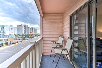 Others 4 Cozy Condo w/ Balcony & Ocean View: Walk to Beach!