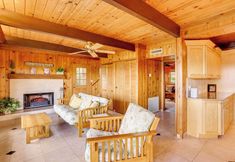 其他 6 Lakefront Home w/ Game Room, Kayaks, & Fire Pit