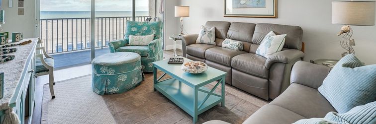 Others Beachfront Redington Shores Condo w/ Pool!