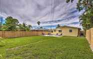 Others 2 Tasteful Mod Home w/ Patio + Grill <2 Mi to Beach!