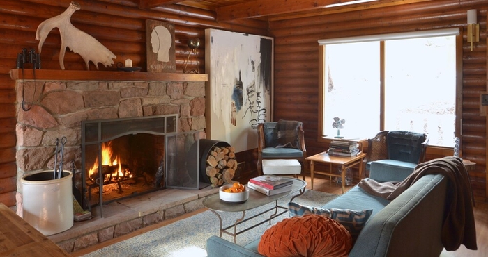 Lainnya Boutique + Artsy Log Cabin in North Lake Tahoe!