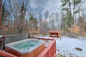 Others 4 Secluded Johnsburg Outdoor Oasis - Private Hot Tub