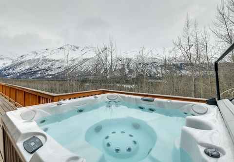 Others Alaskan Mountain Gem With Private Hot Tub & Gym!