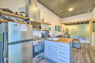 其他 4 Long Beach Studio in Downtown - Walk to Ocean!