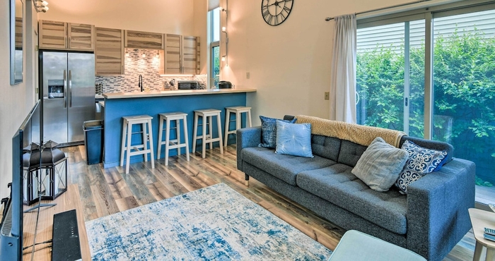 อื่นๆ Stylish Anchorage Townhome ~ 1 Mi to Downtown