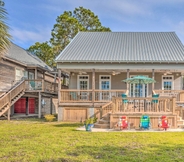 Others 2 Island Home: Kayaks & Bikes, Next to Boat Access!