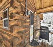 Others 2 Cozy Log Cabin Escape In the Heart of Creede!