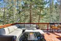 Lain-lain Idaho Springs Cabin w/ Hot Tub on 1/2 Acre!