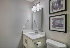 其他 5 North Texas Home w/ Yard Near Frisco Star!