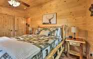 Khác 3 Upscale Wardensville Cabin w/ Deck and Hot Tub!
