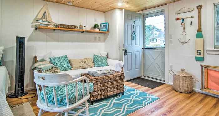 Lainnya Cape Cod Vacation Rental: Walk to Beach!