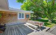 Lain-lain 2 Cape Cod Vacation Home Rental - Walk to Beach