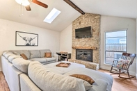 Others Pet-friendly Austin Ranch Home w/ Fire Pit!