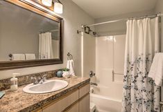 其他 7 Logan Road Lookout, Lincoln City Home w/ Game Room