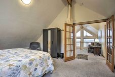 其他 Logan Road Lookout, Lincoln City Home w/ Game Room