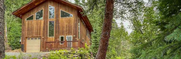 Others Creekside Mtn House w/ Deck: 8 Mi to Idaho Springs