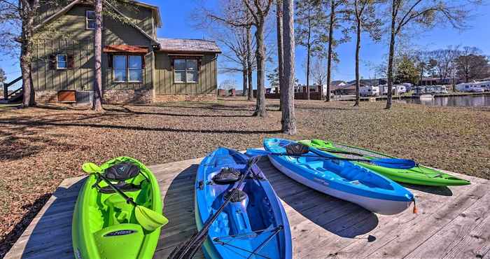 Others Home Located on the Shoreline of Lay Lake!