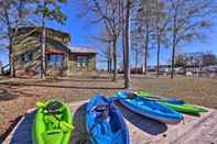 Others Home Located on the Shoreline of Lay Lake!