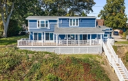 Others 7 East Greenwich Waterfront Gem: Renovated w/ Kayaks