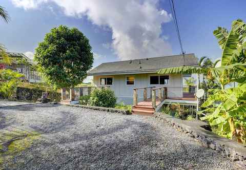 Others Cozy Kona Coast Apt w/ Lanai ~ 8 Miles to Beach!