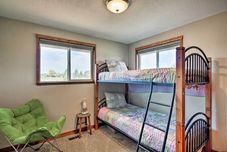 其他 Updated Farmhouse w/ Deck on Central Oregon Canal!