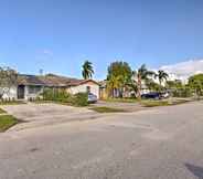 Lain-lain 7 Palm Beach Gardens Duplex - 5 Mi to Beach!