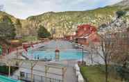 Others 6 Cozy Central Glenwood Springs Condo w/ 2 Decks!